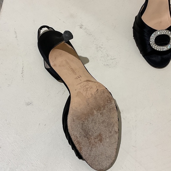 Manolo Blahnik Black Sedarby Slingback - Picture 3 of 4